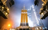 U.S. launches new rocket carrying spy satellite