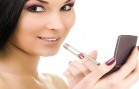 Xử lý môi xỉn màu