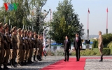 Vietnam strengthens close relations with Hungary