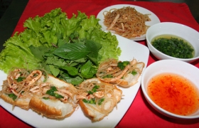 Bánh mì hấp Sài Gòn