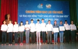 Trường Đại học Thủ Dầu Một tổ chức chương trình “Thắp sáng ước mơ tân sinh viên”