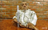 Elderly Nepalese man claims to be world's shortest person