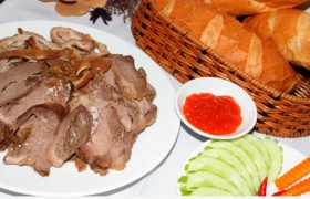 Tự làm phá lấu ngon miệng
