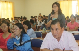 Bảo hiểm xã hội Bình Dương tiếp xúc với cán bộ công đoàn