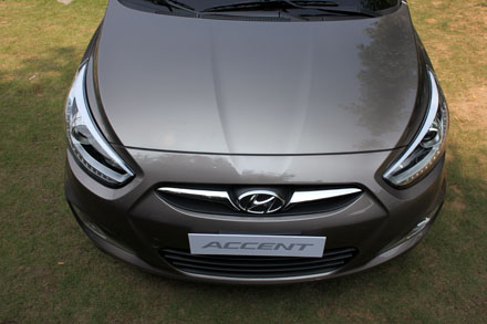 Hyundai Accent hatchback có giá bán 569 triệu đồng