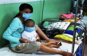 Hãy giúp bé Anh Đức vượt qua cơn hiểm nghèo