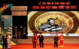Chủ tịch nước dự lễ tôn vinh Nông dân Việt Nam xuất sắc 2013