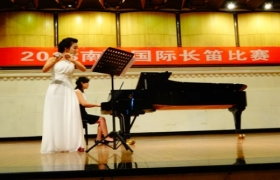 越南在中国国际长笛比赛获得一等奖