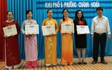 Chi hội phụ nữ khu phố 5, phường Chánh Nghĩa (TP.TDM) kỷ niệm Ngày thành lập Hội LHPNVN