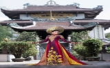 Truong Thi May models Ao Dai at Miss Universe 2013