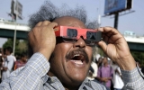 Solar eclipse sweeps Africa, Europe and US