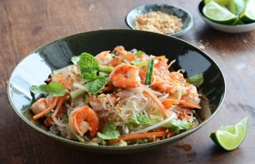 Gỏi tôm trộn miến