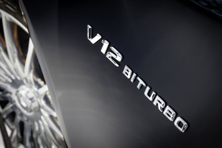S65 AMG 2015 chính thức xuất hiện