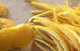 Môi hồng tự nhiên