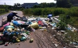Bãi rác trung chuyển gây ô nhiễm nặng!