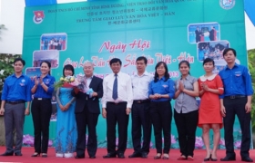 2013年第二次“越韩色彩”文化交流日活动进一步加强越南和韩国之间友谊关系