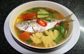 Canh cá chỉ vàng nấu ngọt