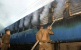 Cháy tàu tốc hành tại Ấn Độ, ít nhất 23 người thiệt mạng