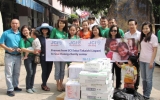 JCI tặng quà cho các cháu ở Trung tâm nhân đạo Quê Hương