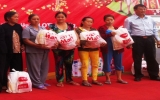 Tet gifts presented to the poor