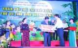 Tôn Đông Á: Ủng hộ 200 triệu đồng vào chương trình “Xuân với trẻ em khó khăn”