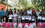 Trao quà tết cho giáo viên và học sinh nghèo Tây Ninh