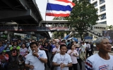 Thủ lĩnh biểu tình đầu tiên ở Thái Lan bị cảnh sát bắt giữ
