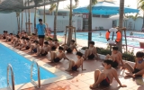 Bến Cát: Tổ chức dạy bơi cho học sinh