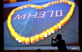 Malaysia releases MH370 transcript, says nothing "abnormal"