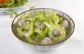 Canh khổ qua giải nhiệt