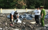 Bắt quả tang một cơ sở “xử lý” chất thải gây ô nhiễm