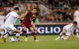 Pjanic độc diễn ghi bàn, AS Roma hạ AC Milan
