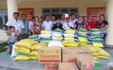 Hội Chữ thập đỏ tỉnh tặng quà người nghèo tỉnh Quảng Trị