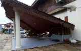 Nhà cao tầng Hà Nội rung lắc vì động đất ở Thái Lan