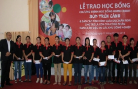 Trao trên 300 suất học bổng cho con công nhân