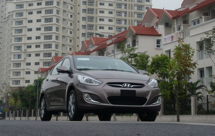Hyundai Thành Công ra mắt phiên bản Accent mới