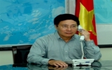 Vietnam, China FMs hold phone talks on East Sea issue