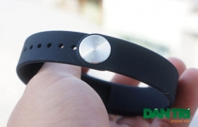 Sony Smartband chính thức bán ra thị trường Việt, giá 2,49 triệu đồng