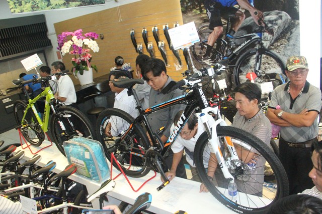 Gọng bình nước xe đạp thay đổi được độ rộng giá treo bình nước xe đạp LOẠI  TỐT  Shopee Việt Nam
