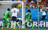 Sai lầm của hàng thủ Nigeria 2-0 đưa Pháp vào tứ kết
