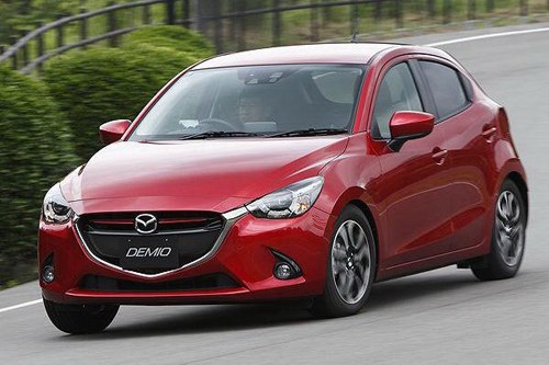 2015-Mazda2-1-3635-1405566952.jpg
