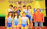 Kết thúc giải xe đạp nữ toàn quốc mở rộng: Bình Dương đoạt cúp vô địch đồng đội