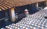 Pottery in Lai Thieu and the relation to approximate regions