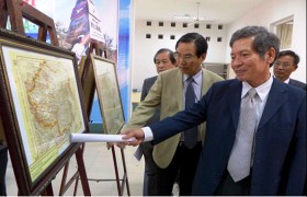 Tổ quốc bên bờ sóng:Tình yêu biển lớn
