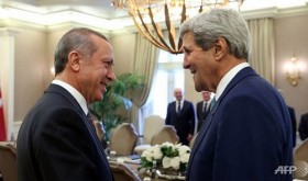 Kerry in Cairo to drum up support for 'war' on jihadists