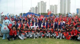 越南体育代表团升旗仪式举行 正式拉开第17届亚运会之旅帷幕
