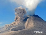 Núi lửa Sinabung cao 2.457m tại Indonesia lại bắt đầu phun trào