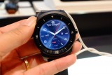 LG G Watch R bán ngày 14/10, giá hơn 300 USD