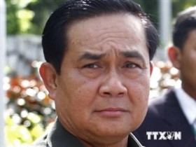 Thai PM visits Myanmar to discuss trade, investment