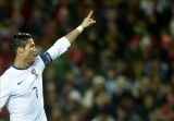 Ronaldo ghi bàn đem về chiến thắng cho Bồ Đào Nha
